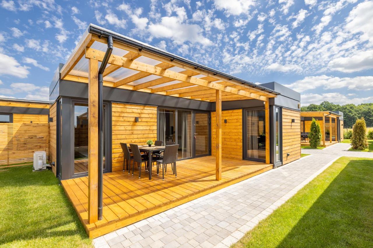 Rresort - Domki Z Krytym I Podgrzewanym Basenem, Sauna, Wifi, Parking W Cenie! Rewal Exterior photo
