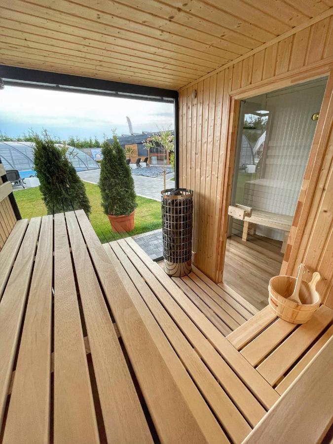 Rresort - Domki Z Krytym I Podgrzewanym Basenem, Sauna, Wifi, Parking W Cenie! Rewal Exterior photo
